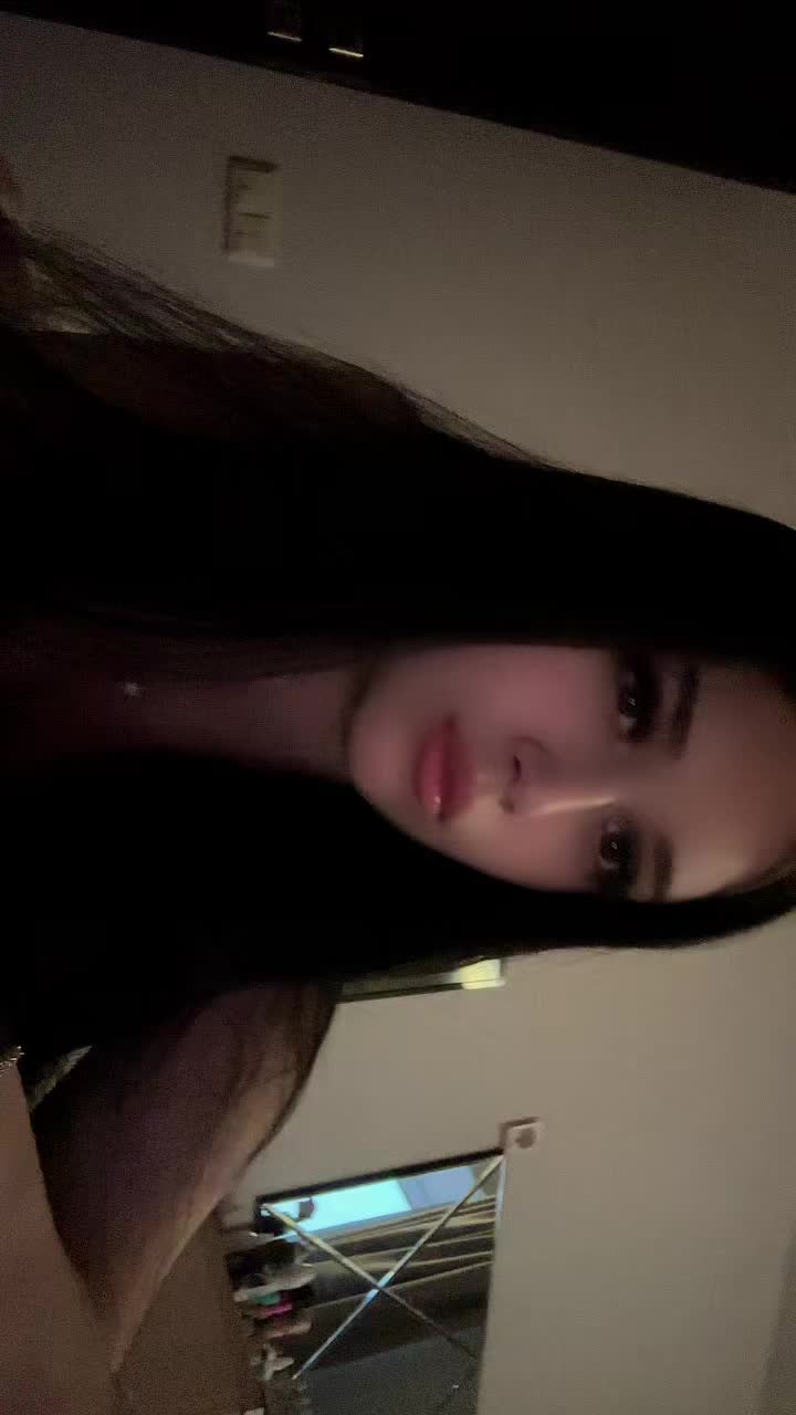 @🦢