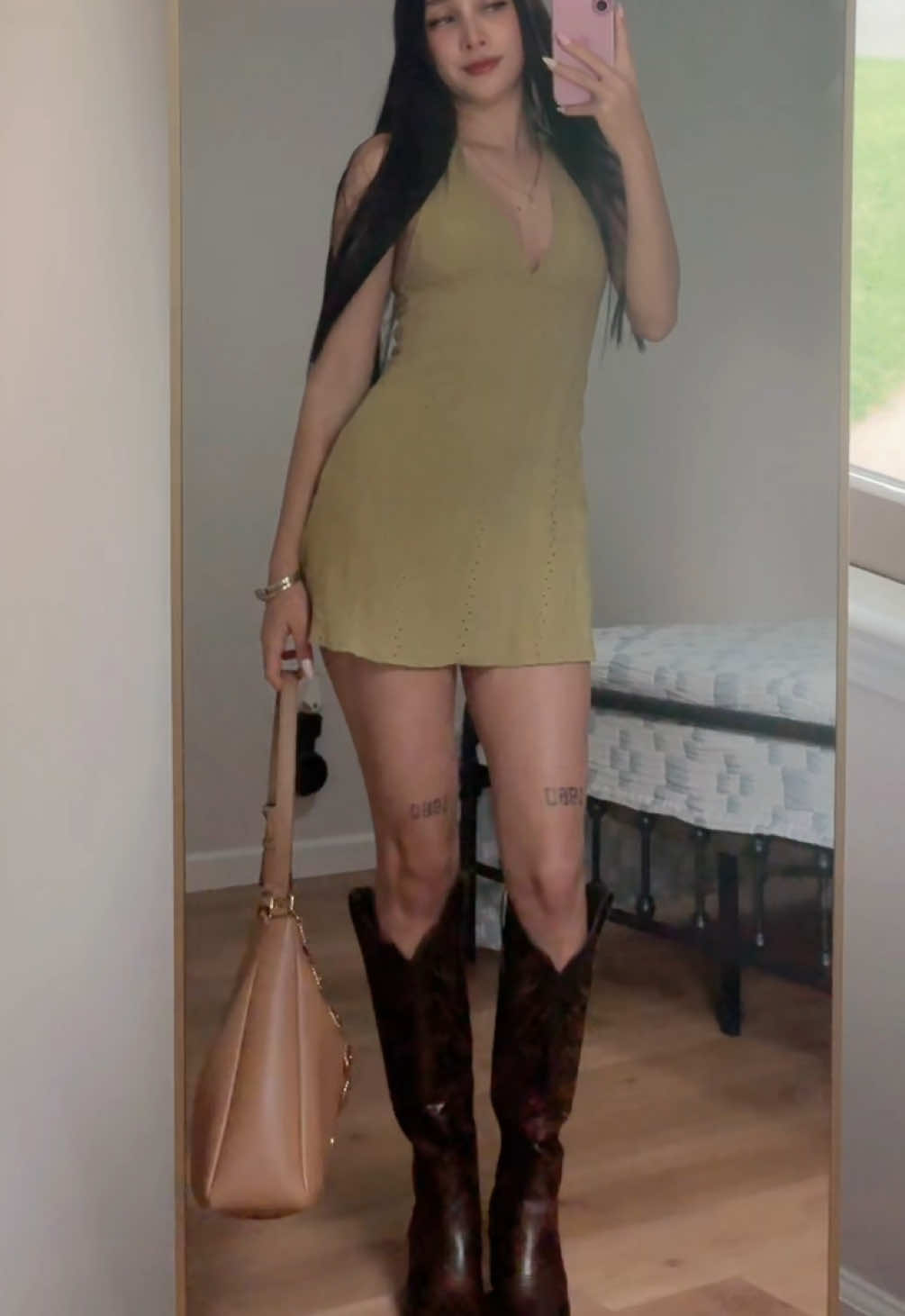 @🧕🏻