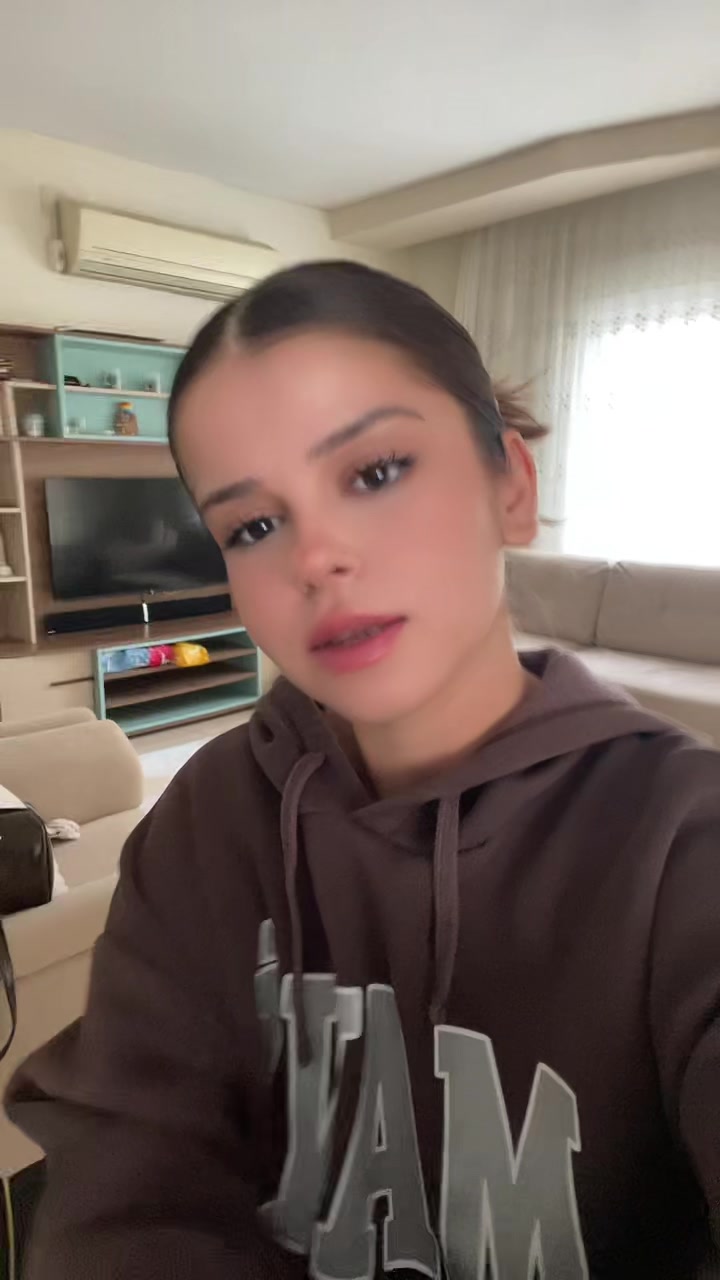 @Nazife Ünal