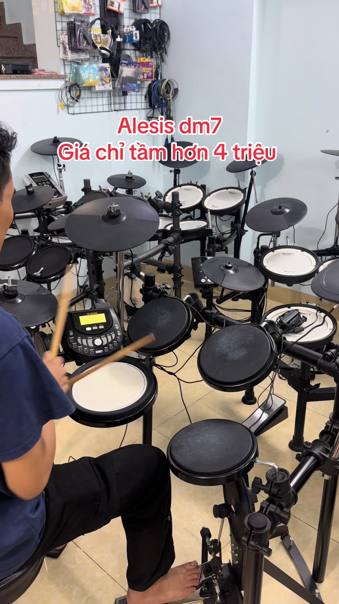 @Nhạc Cụ Son Thăng