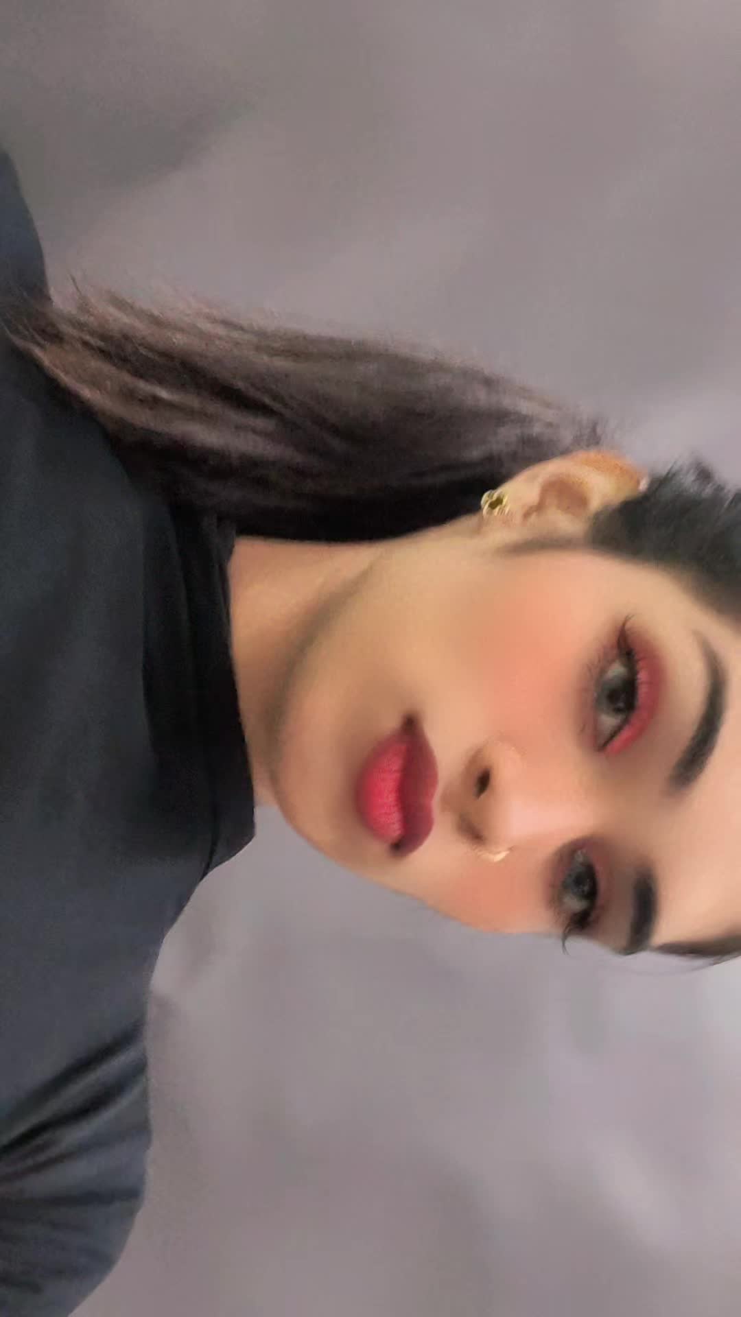 @Shree🤍👀🦋