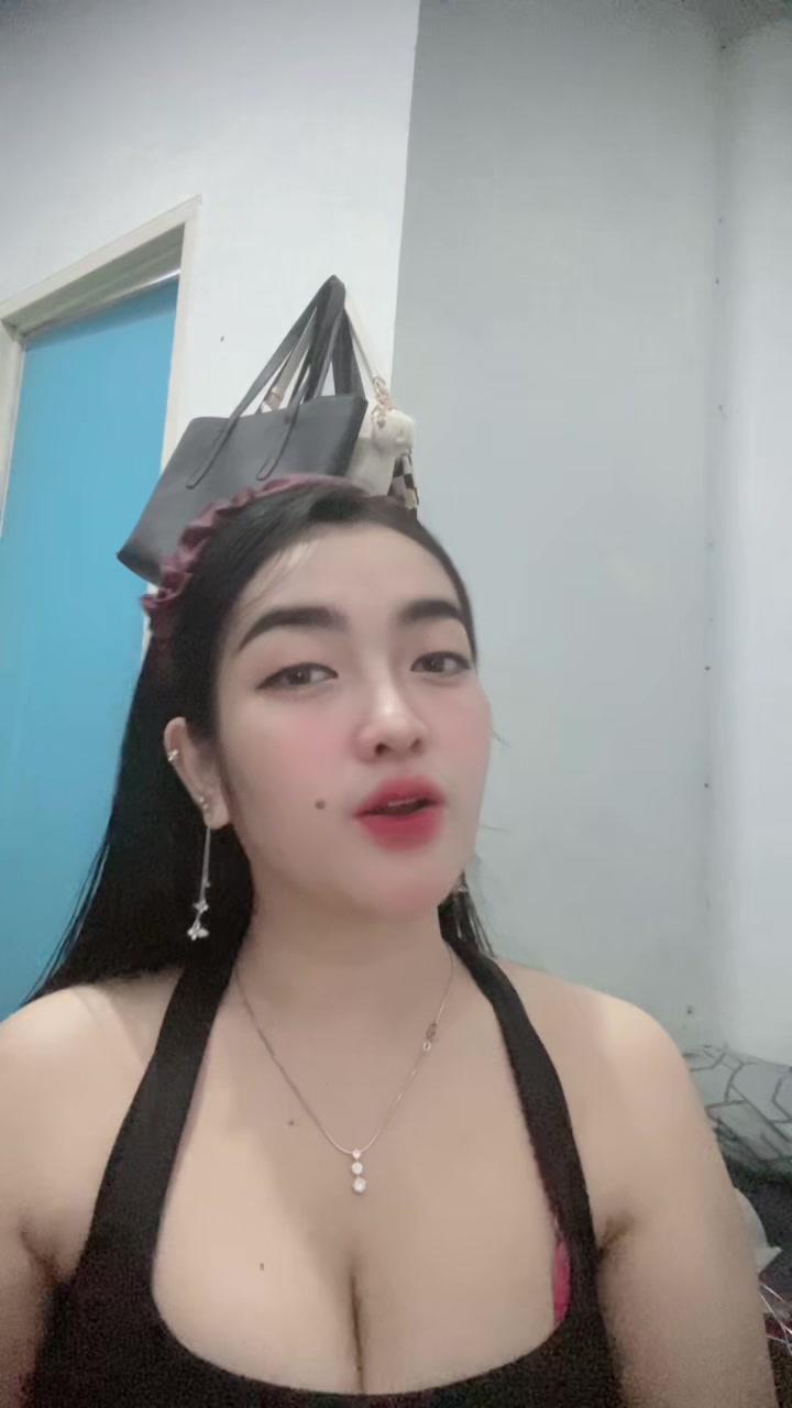 @Bulan🍓