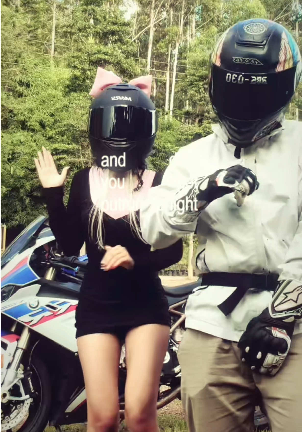 @𝐒𝐢𝐫𝐢 (official)