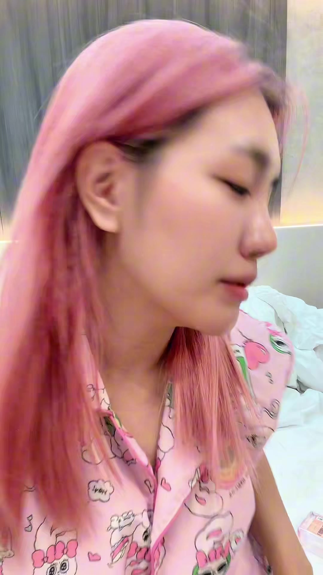 @JASMINNIIIZ