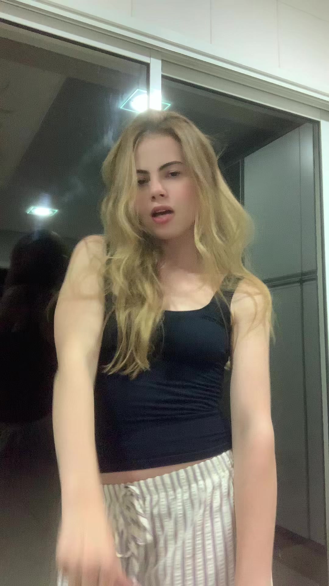 @Vitória Adib