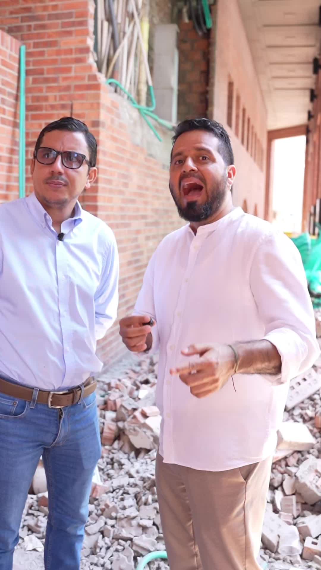 @Alfredo Mondragón