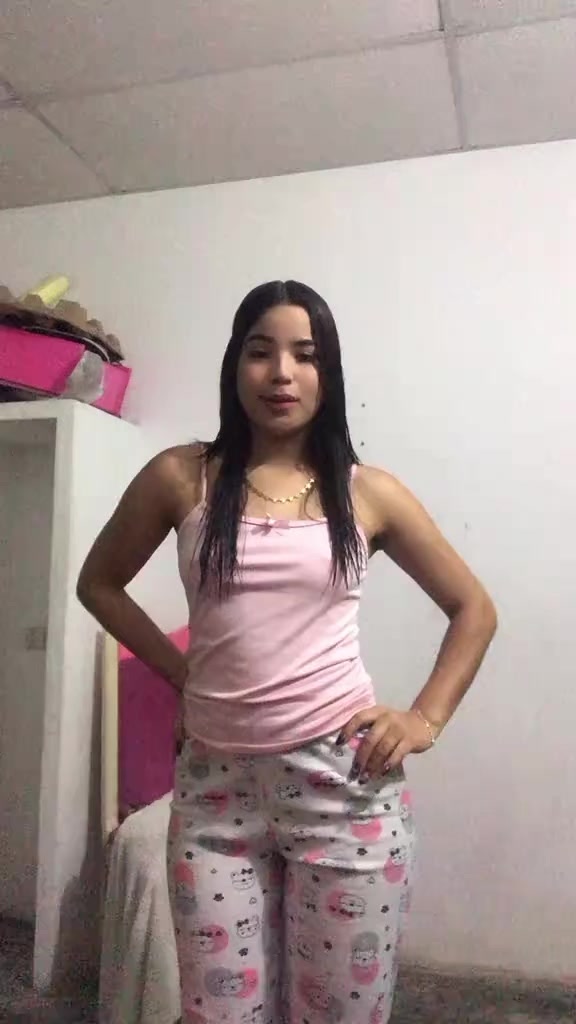 @Colegialas Plus