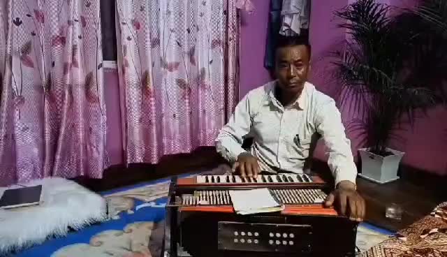 @भक्तलाल श्रेष्ठ