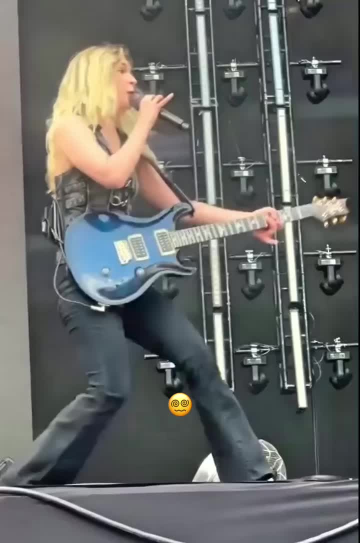 @DanyLovver