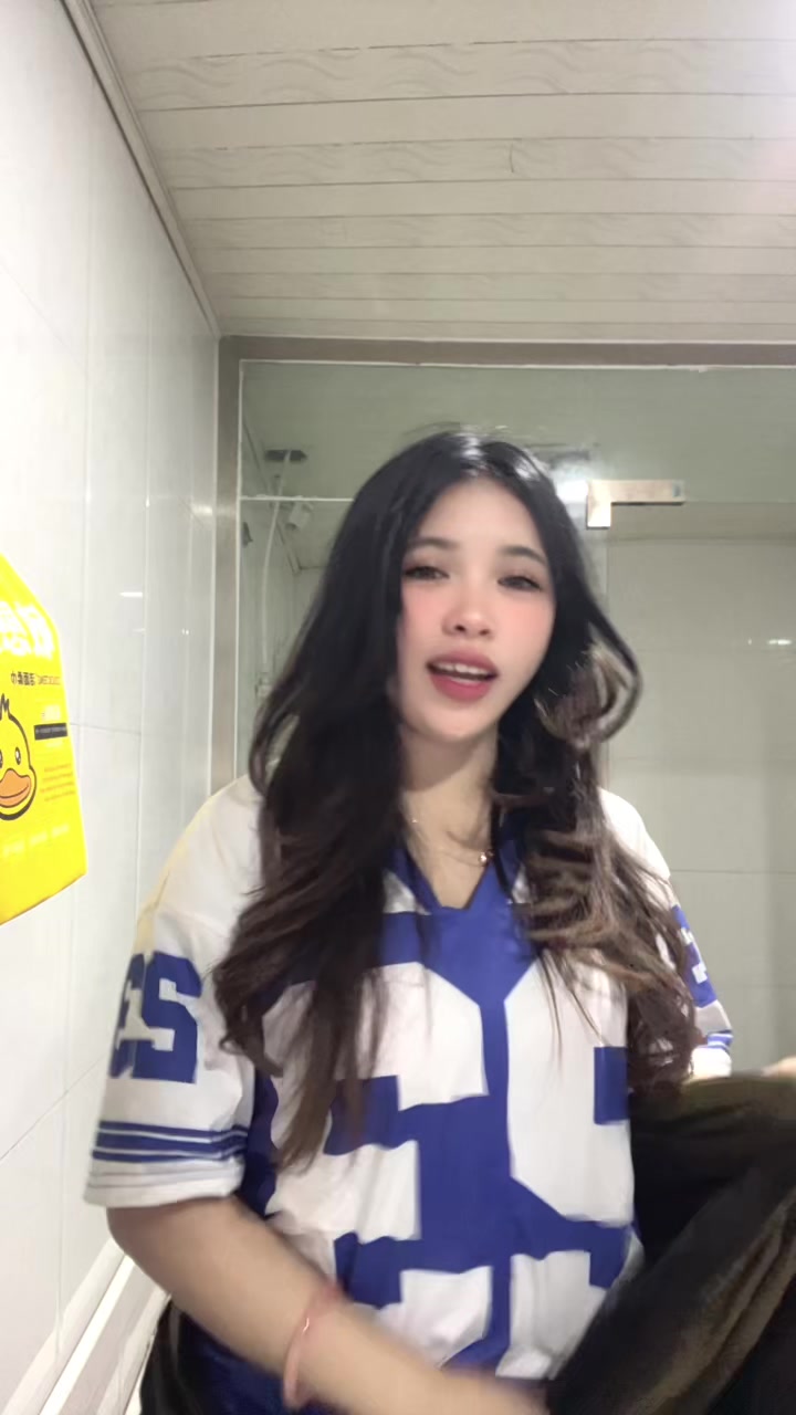@FITRI DI CHINA🇨🇳🇮🇩