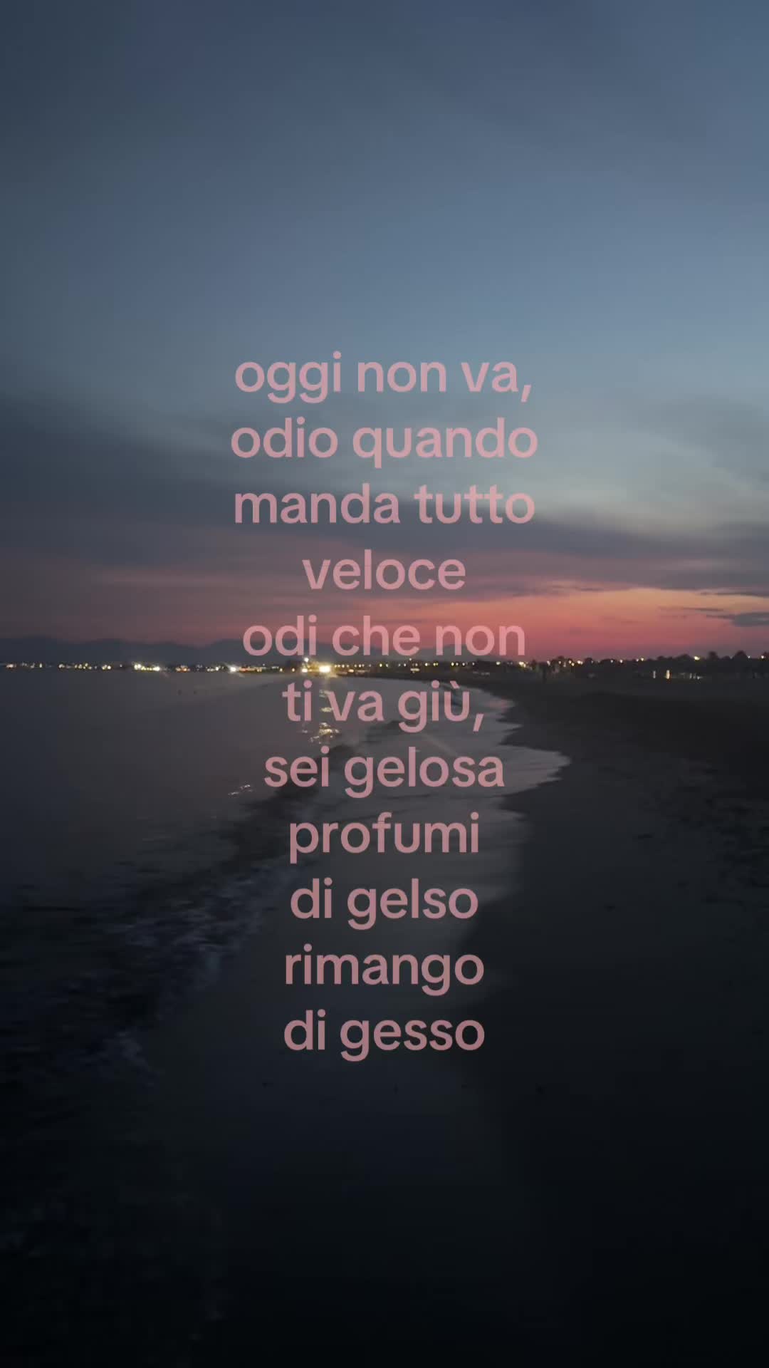 @⃟