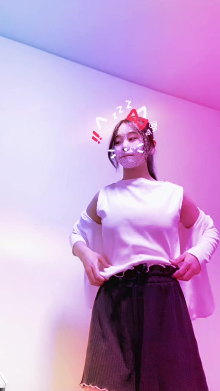 @すみれ