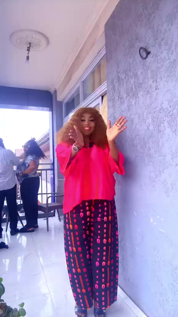 @LISA DIASILUA TV