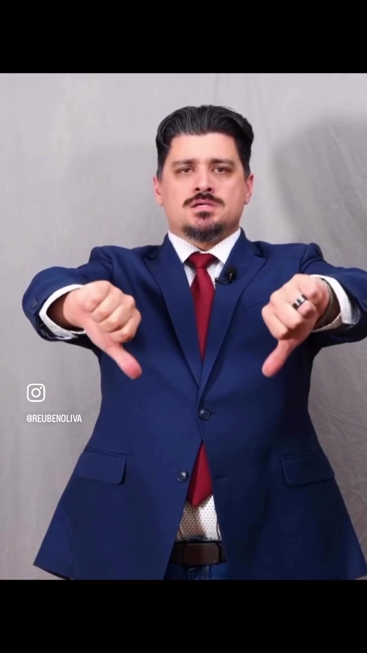 @Logo_Charmz