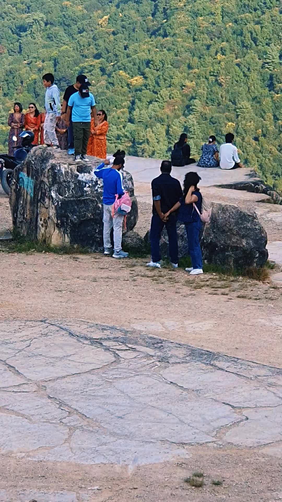 @Pradhan Pradhan