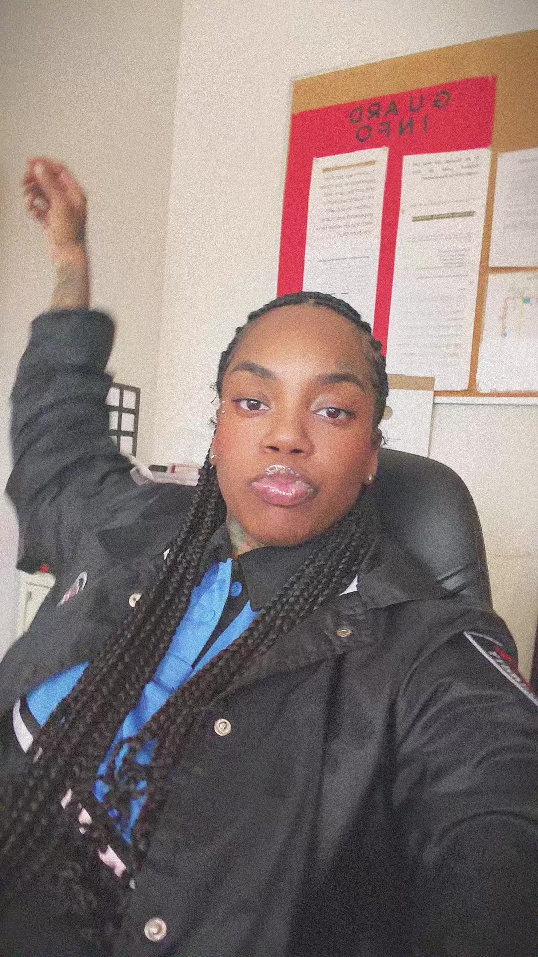 @Prettynotposted