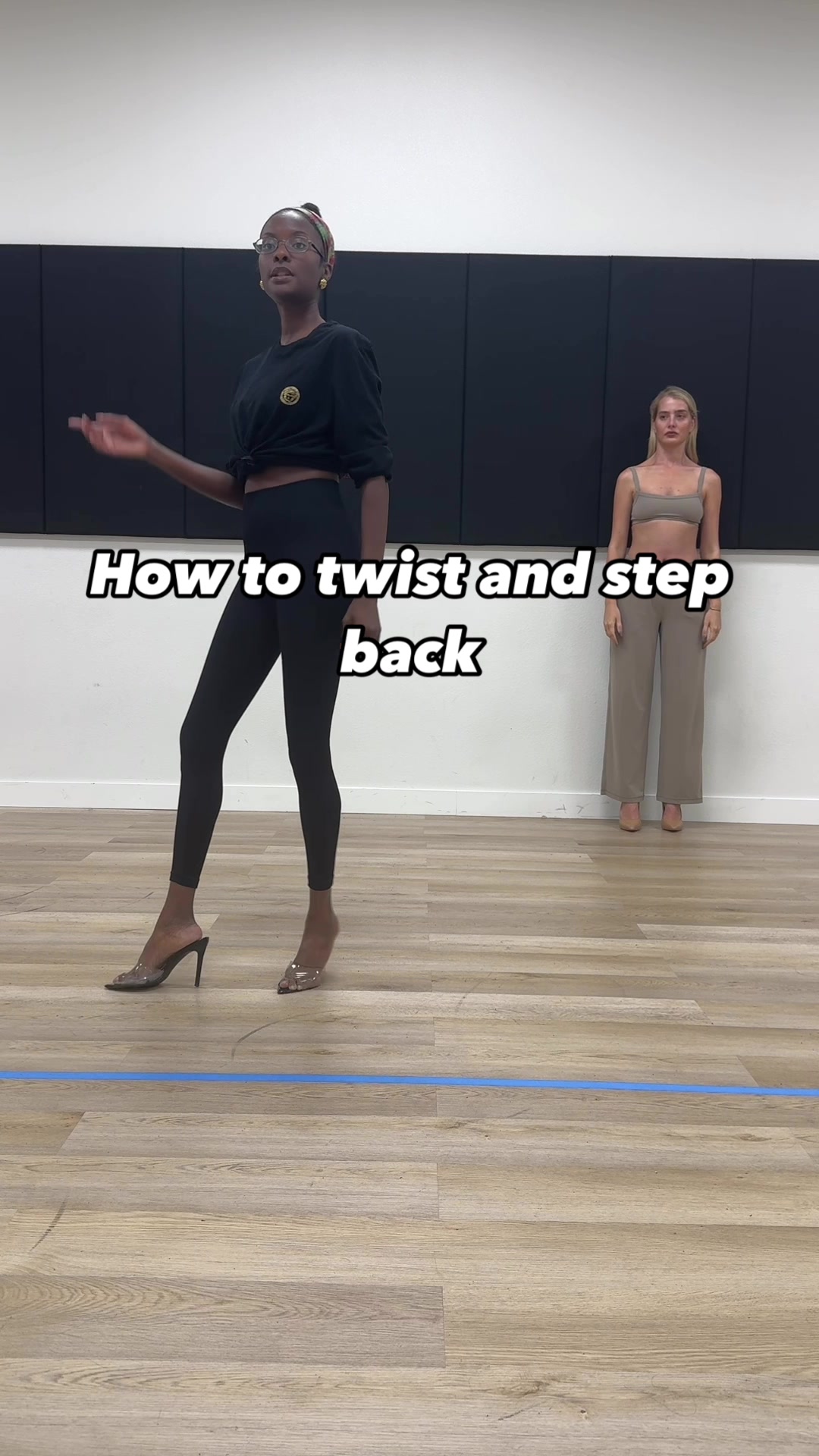 @christinarunway_