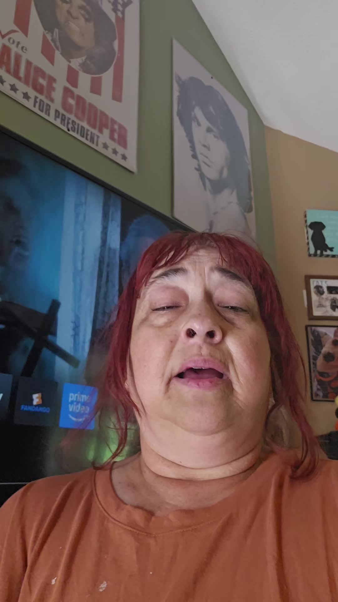 @HorrorQueenGirl