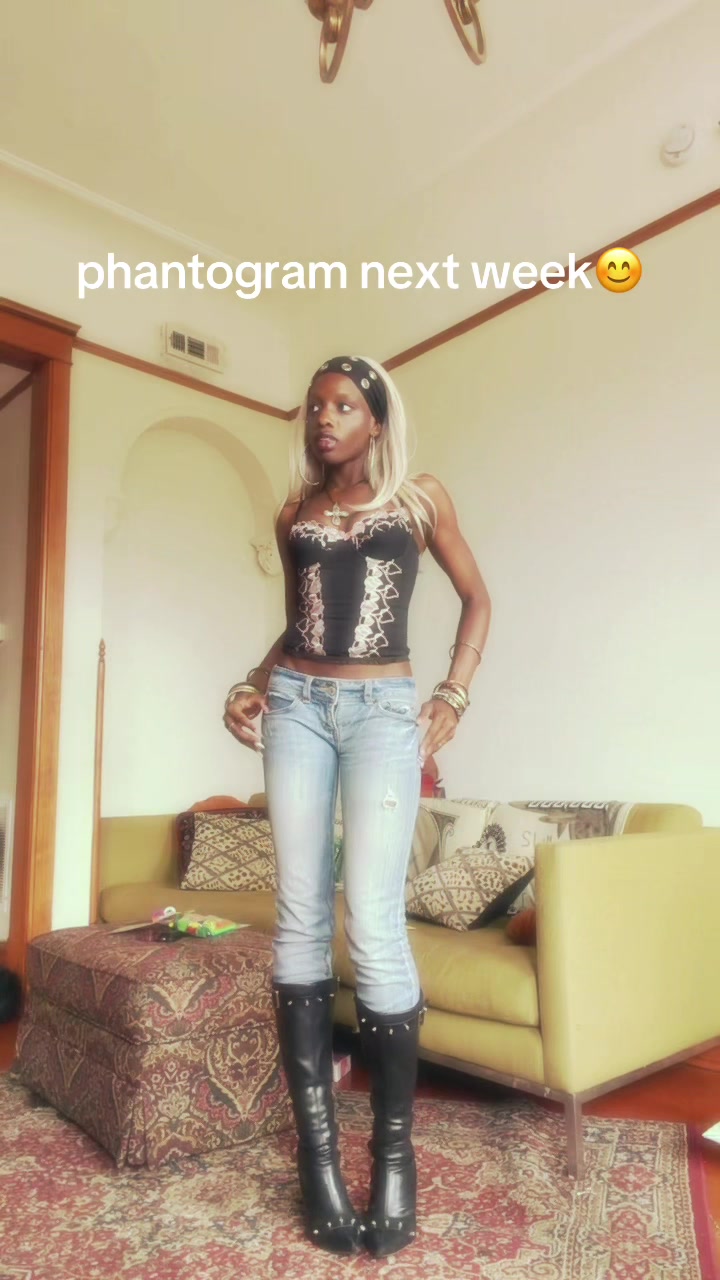 @linaye🦄