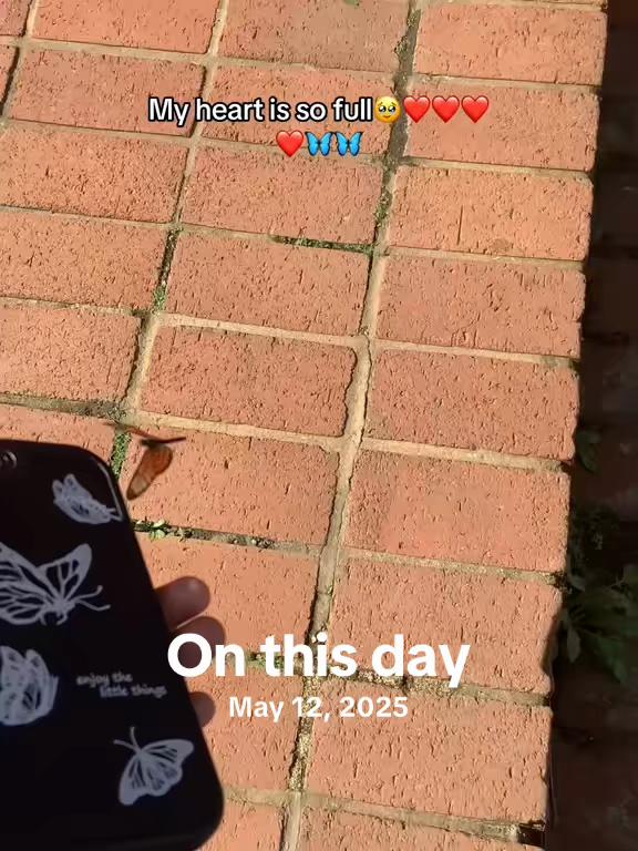 @Tsaki Mbombi🦋