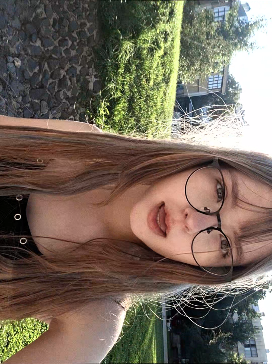 @mizukiii (@)