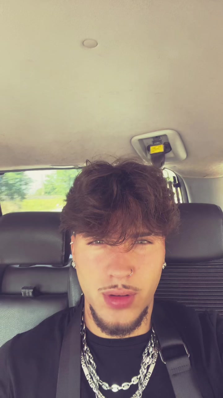 @🤴🏻🪬