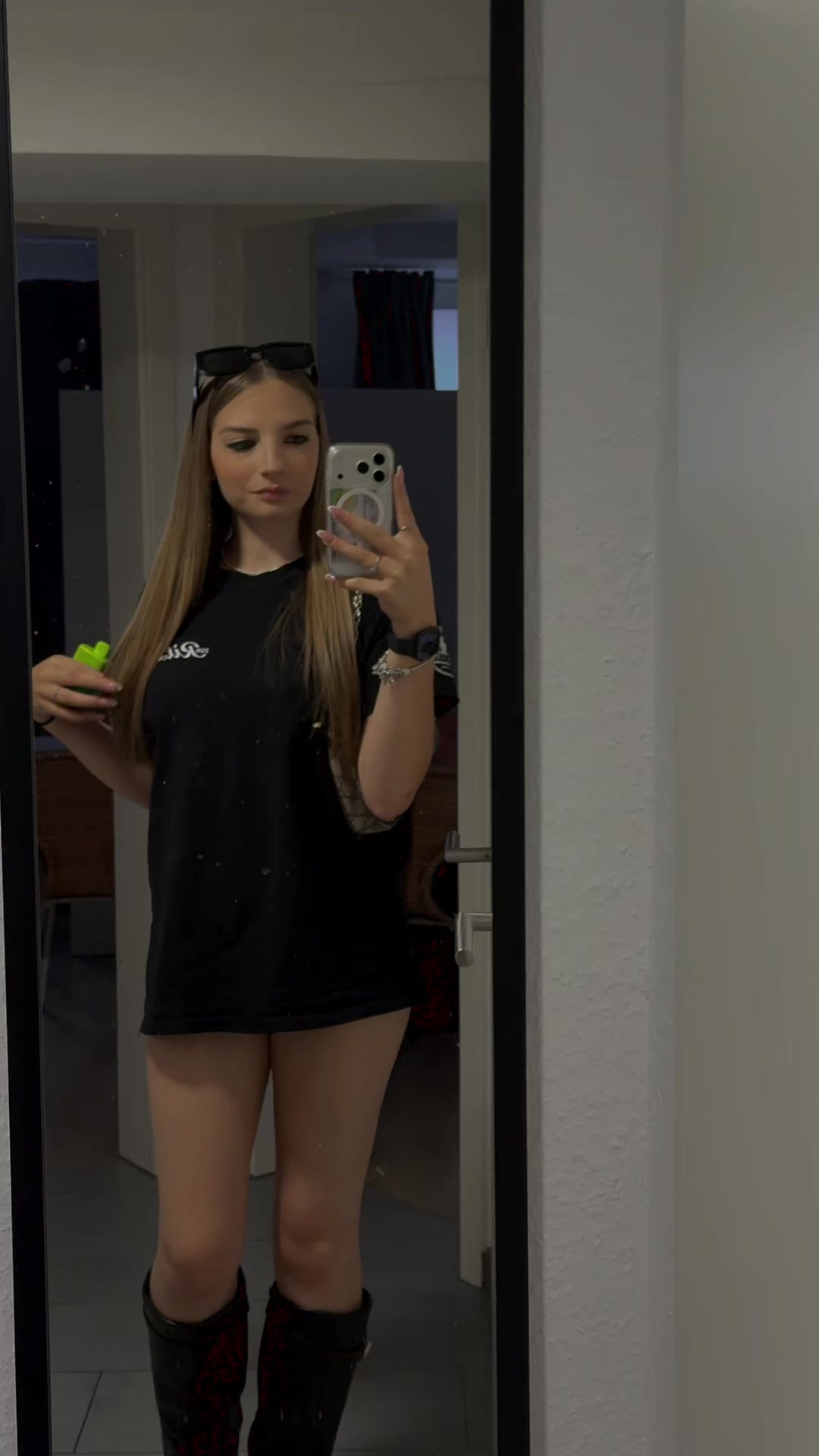 @janablnkm