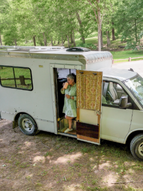 @Tiny House Giant Journey