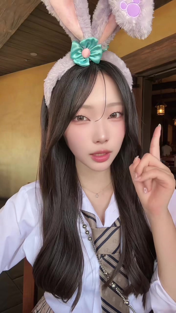 @るう