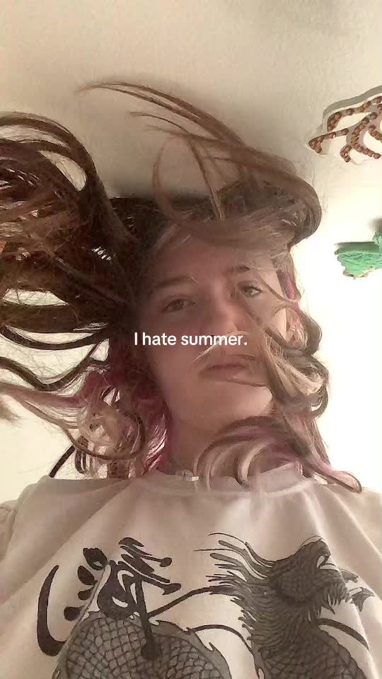 @ItzTheaaa✂️