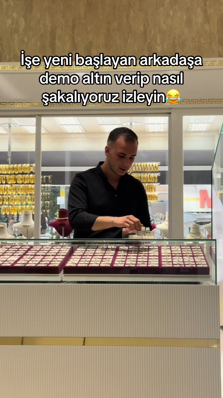 @𝐸.𝒦