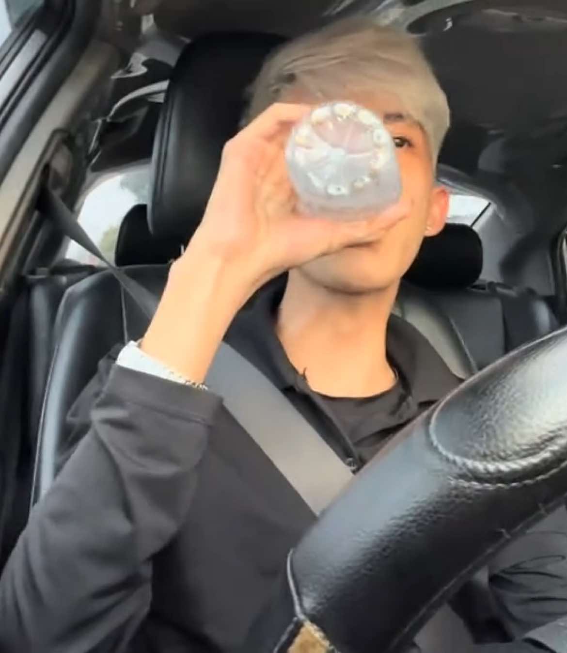 @𝑯𝒐̂̀ 𝑴𝒊𝒏𝒉 𝑸𝒖𝒂̂𝒏 𝑨𝒃