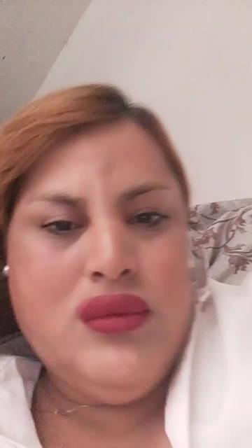 @Reina Larrea
