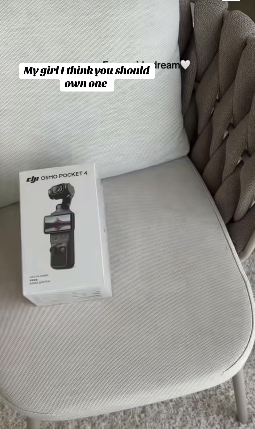 @Gadgets by MOMO
