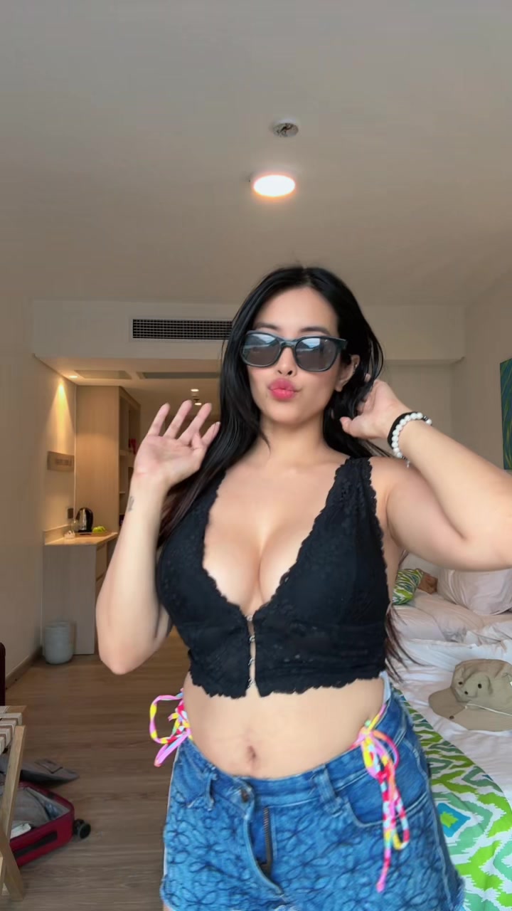 @@gwenvillapando on IG