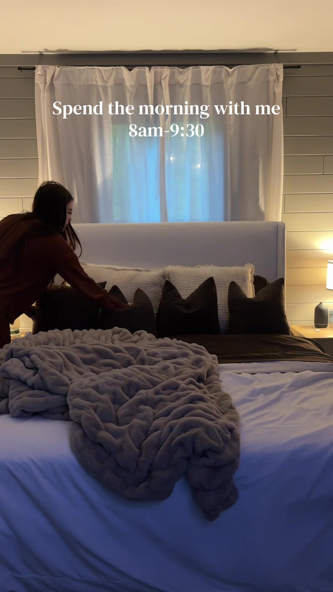 @victoriaklooster