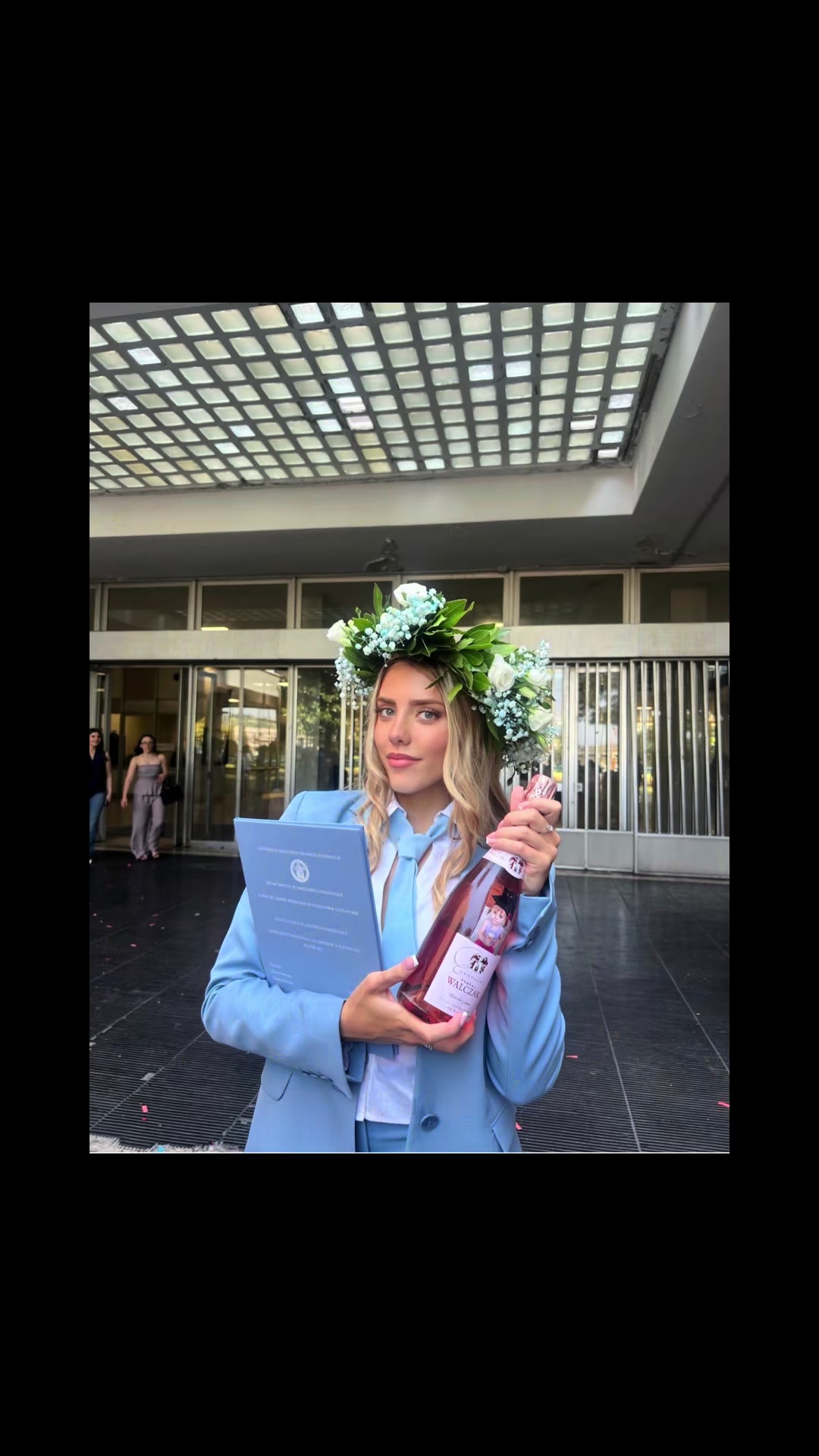 @S O P H I E 🍸🪩🌟🧿