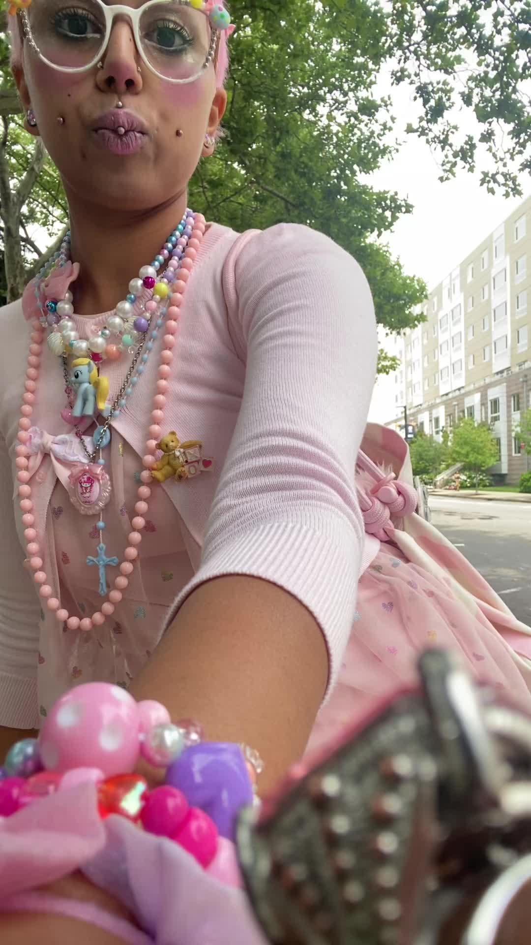 @frillmouse