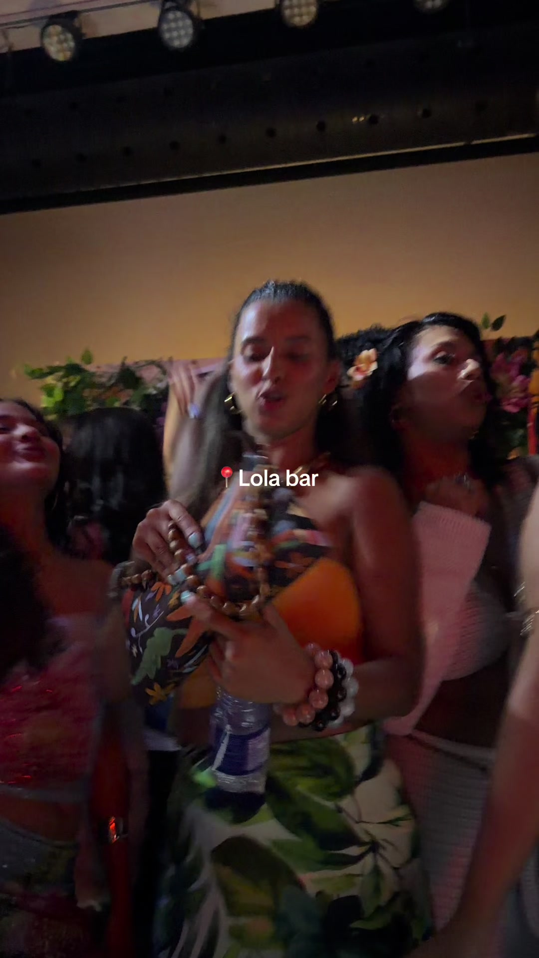 @Lola Bar