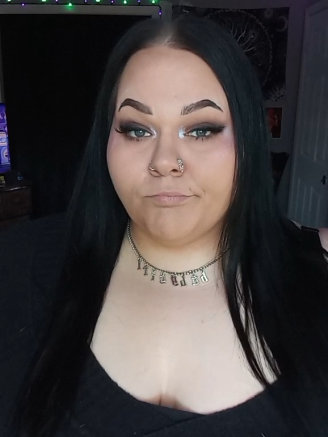 @Kakeface Karlee🖤