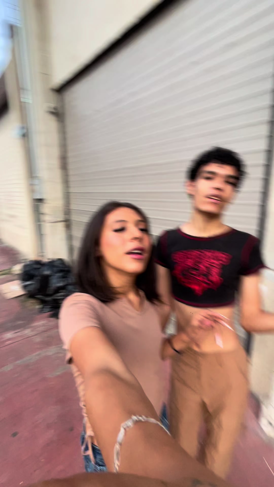 @alexa_hndz