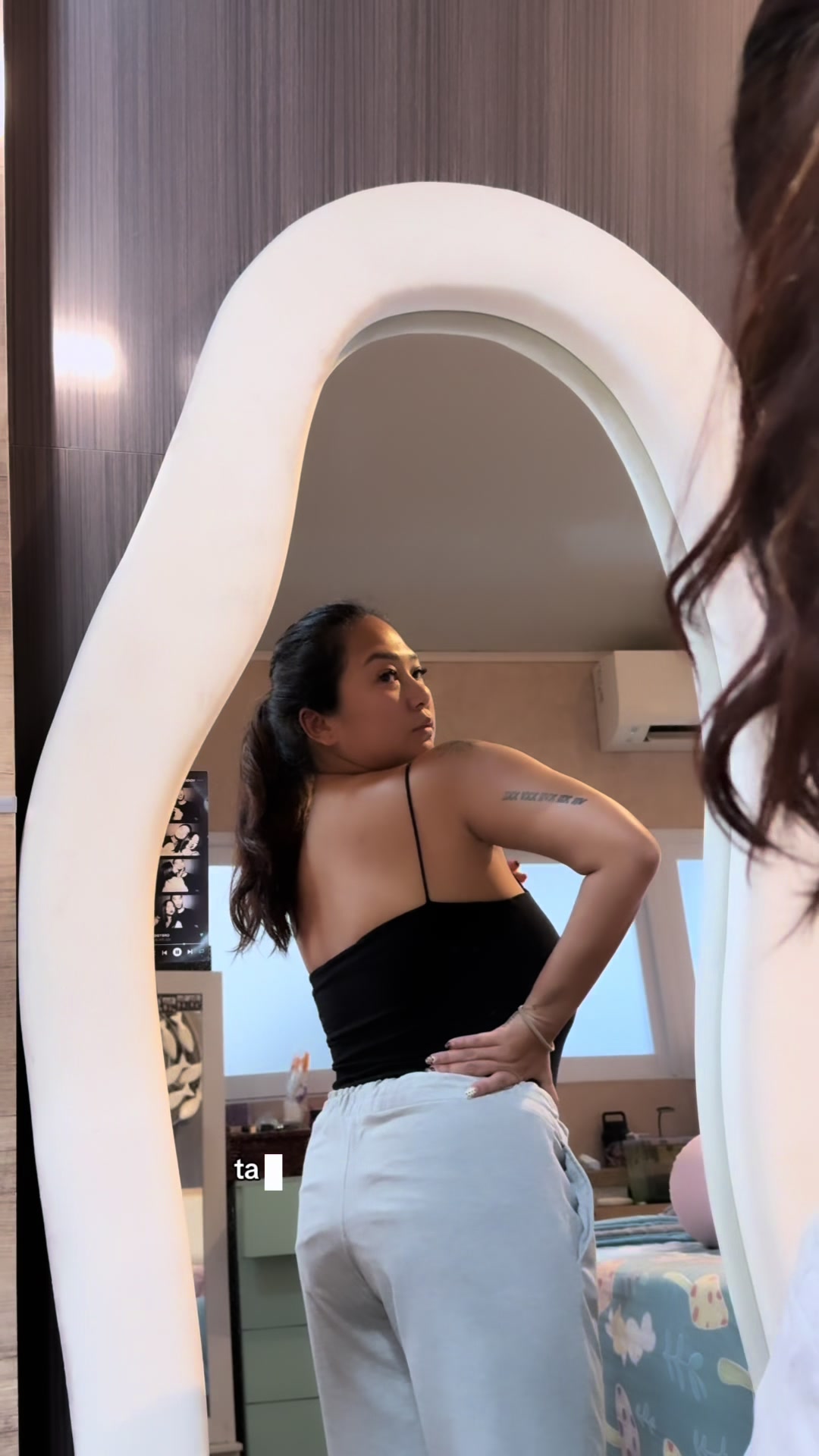 @tiaraindriani