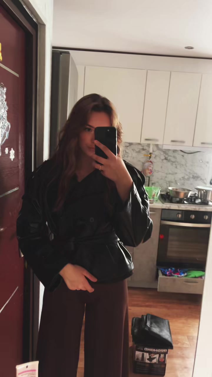 @айза