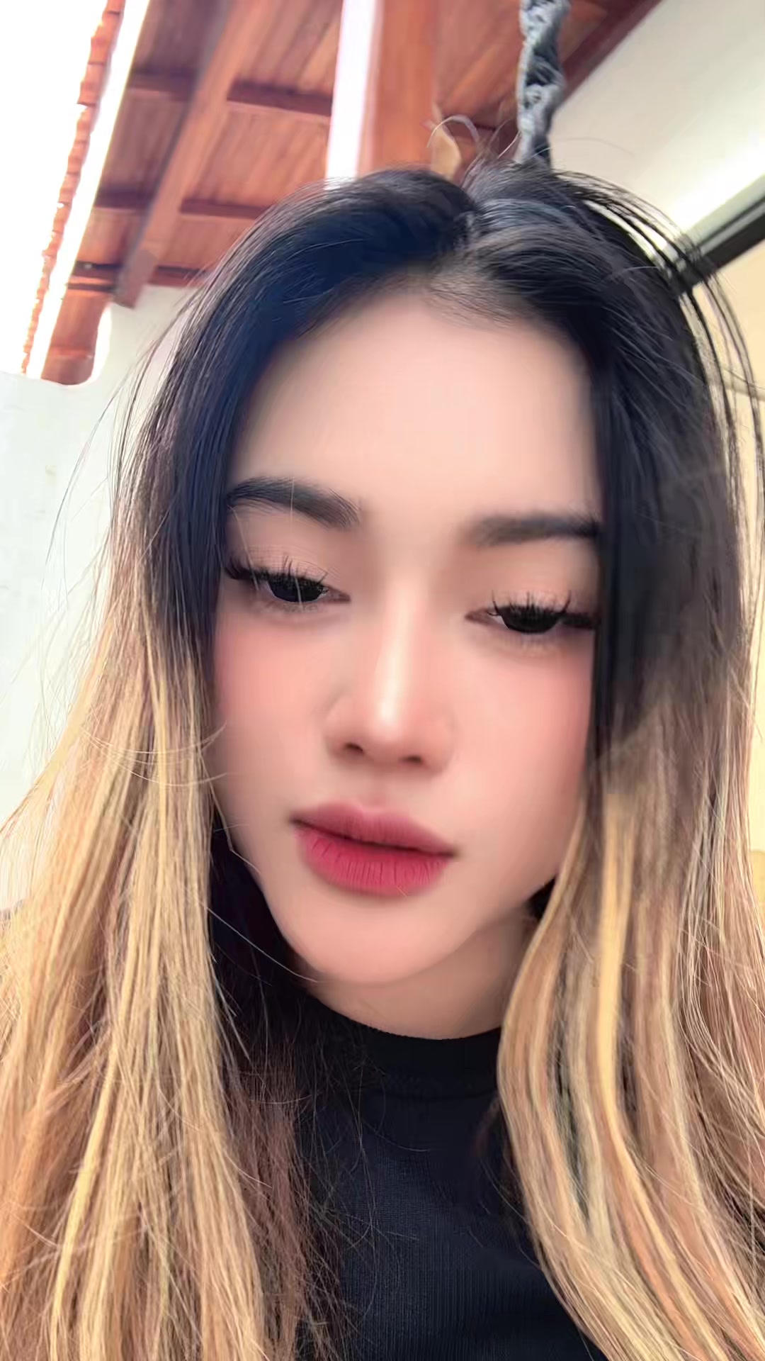 @Laura Beauty🌹