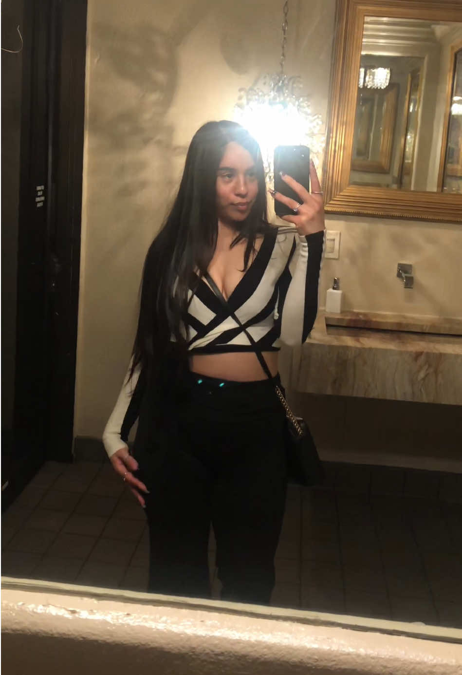 @Chinitaxoxo18