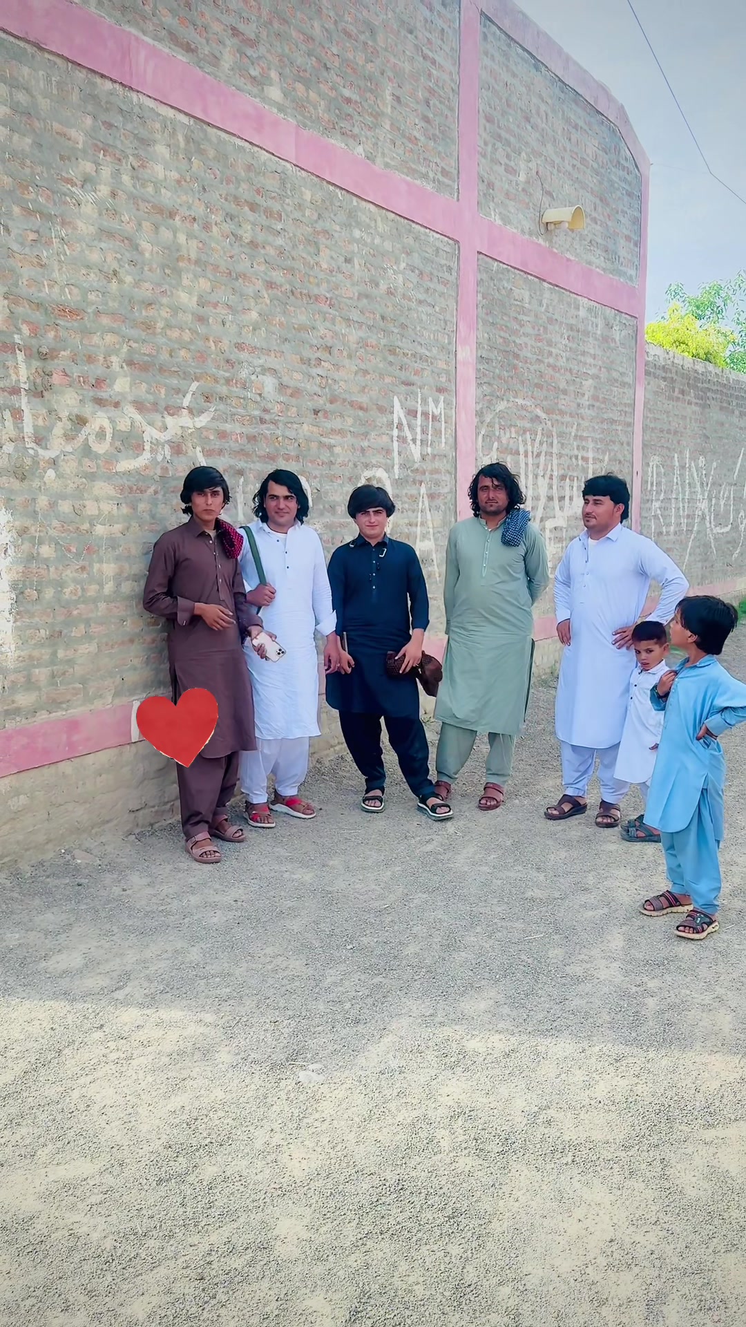 @KHAN LALA