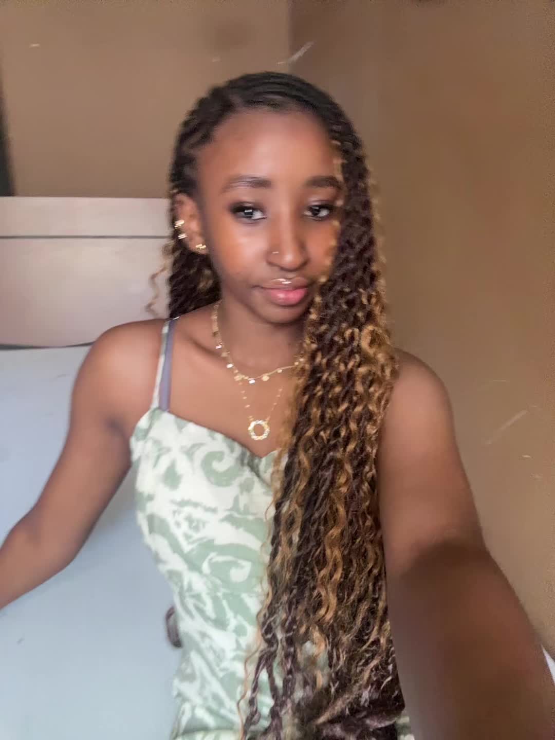 @Alyah✨