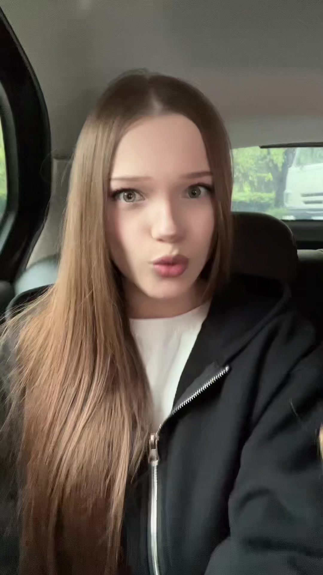 @𝑛𝑒𝑠𝑠𝑖