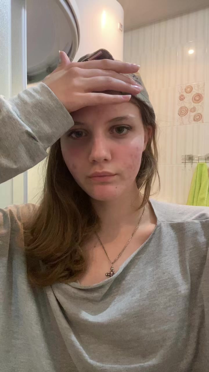 @thelanamog