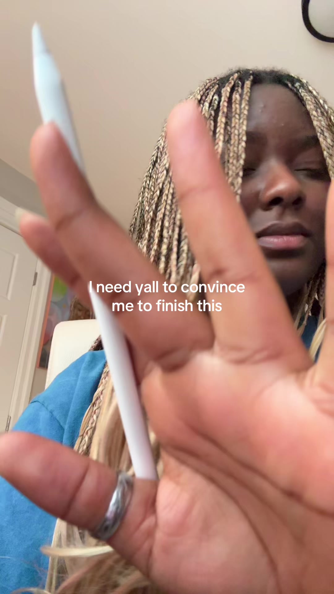 @Ef&eacute; 🧝🏾&zwj;♀️